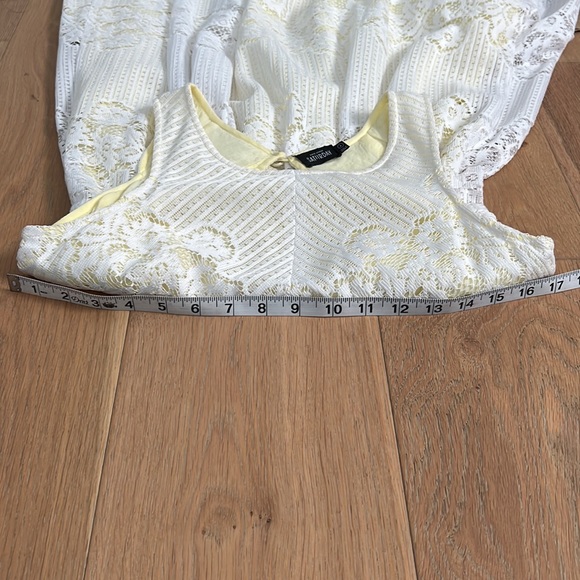 KATE SPADE SATURDAY White Lace Sleeveless Dress with Yellow Lining - Size 6 - Picture 7 of 13